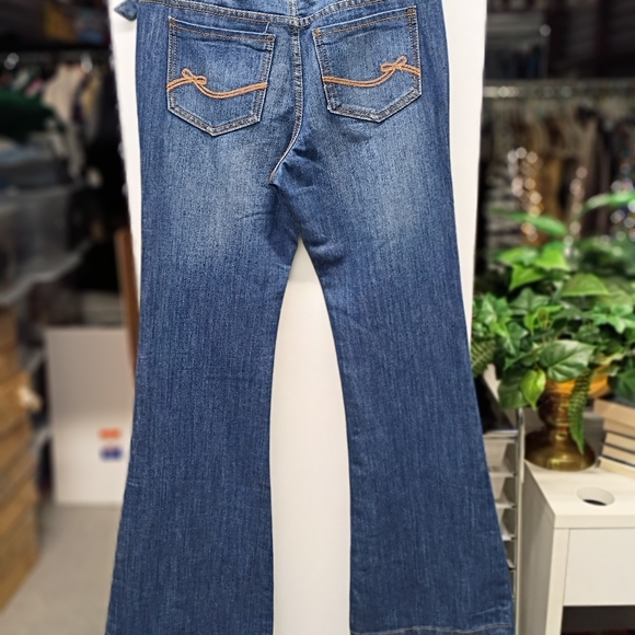Tommy Girl Flare Jeans - Picture 12 of 16